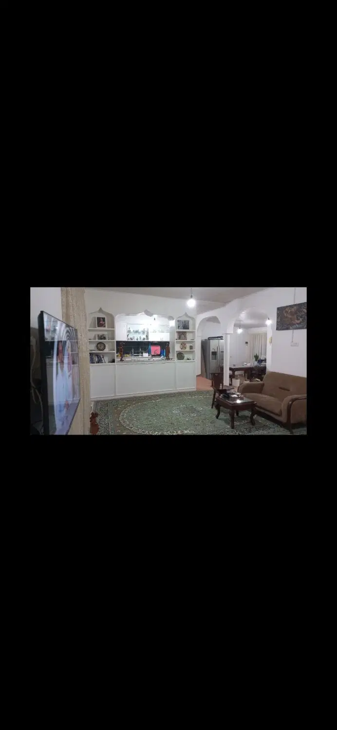 ۲واحد خانه ویلایی کاملا مجزا