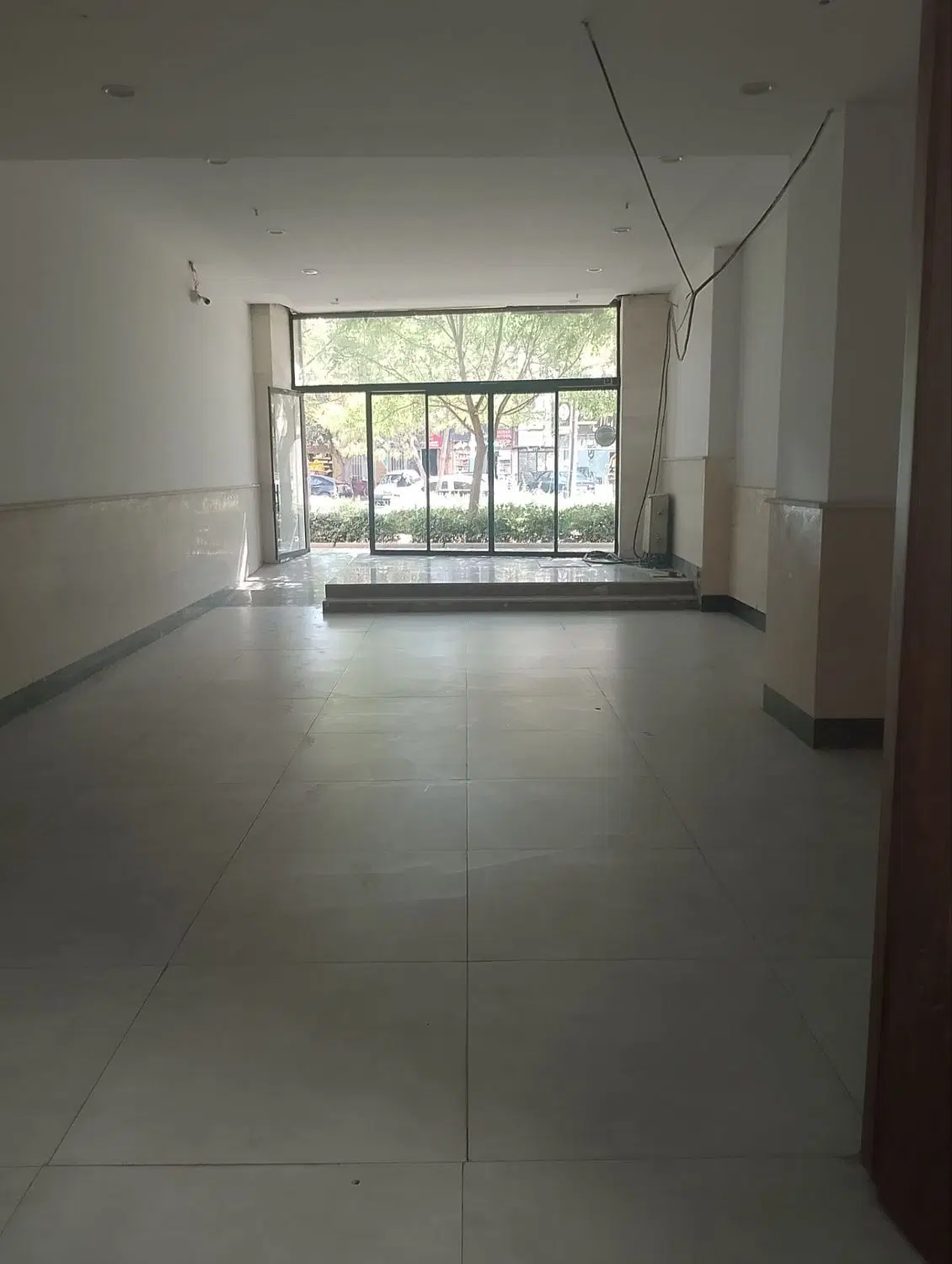 آپارتمان برج دوقلوی بهار ایثارگران عبادی مطهری