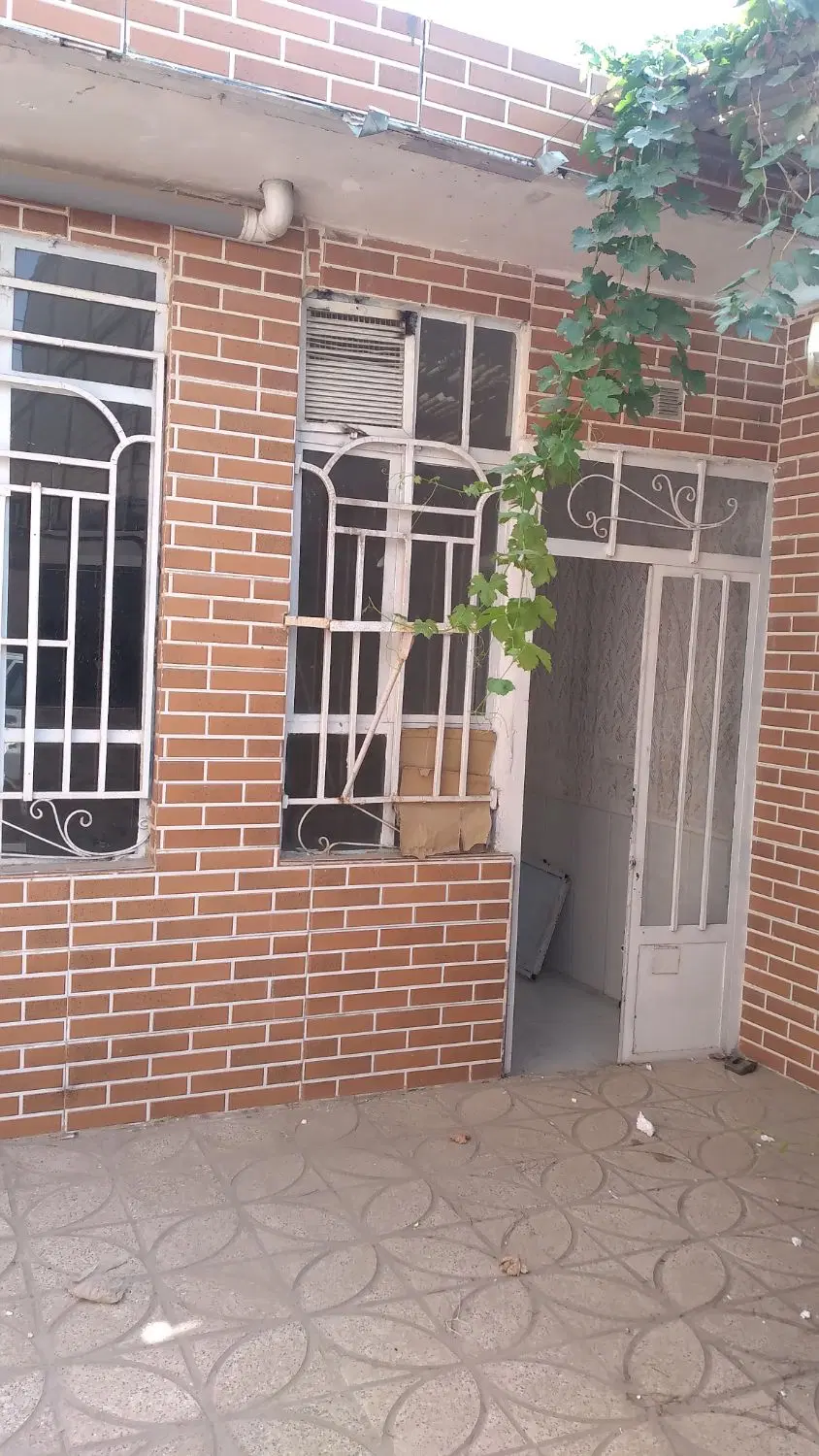 منزل حیاط دار دربست