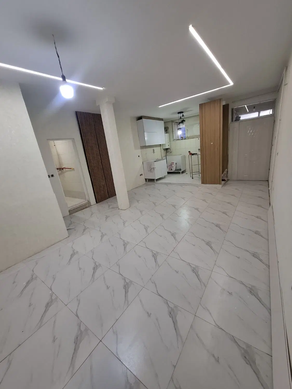 طبقه راه جدا۶۰ متری