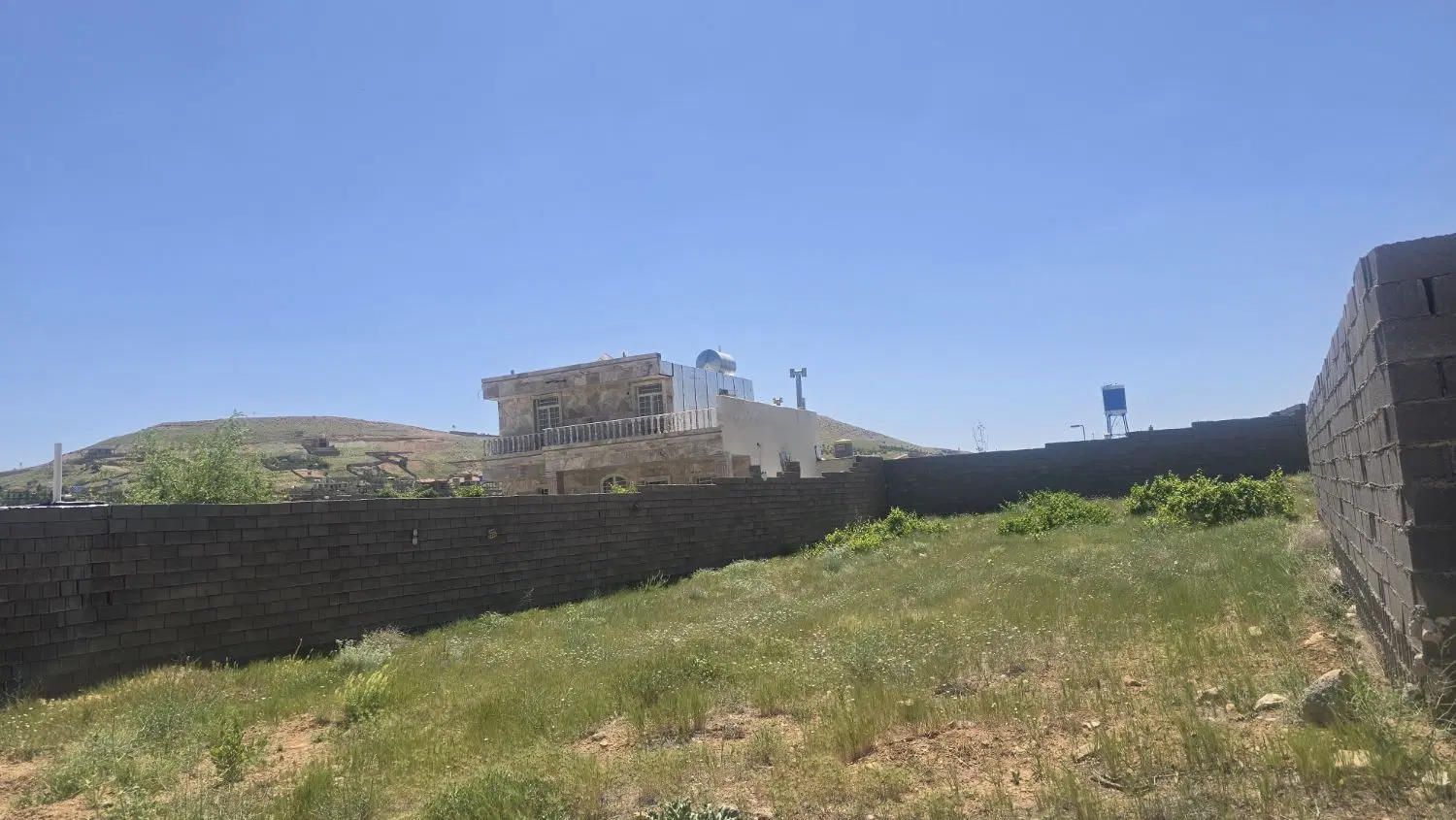 زمین باغ شهری مجموعه در کلستان