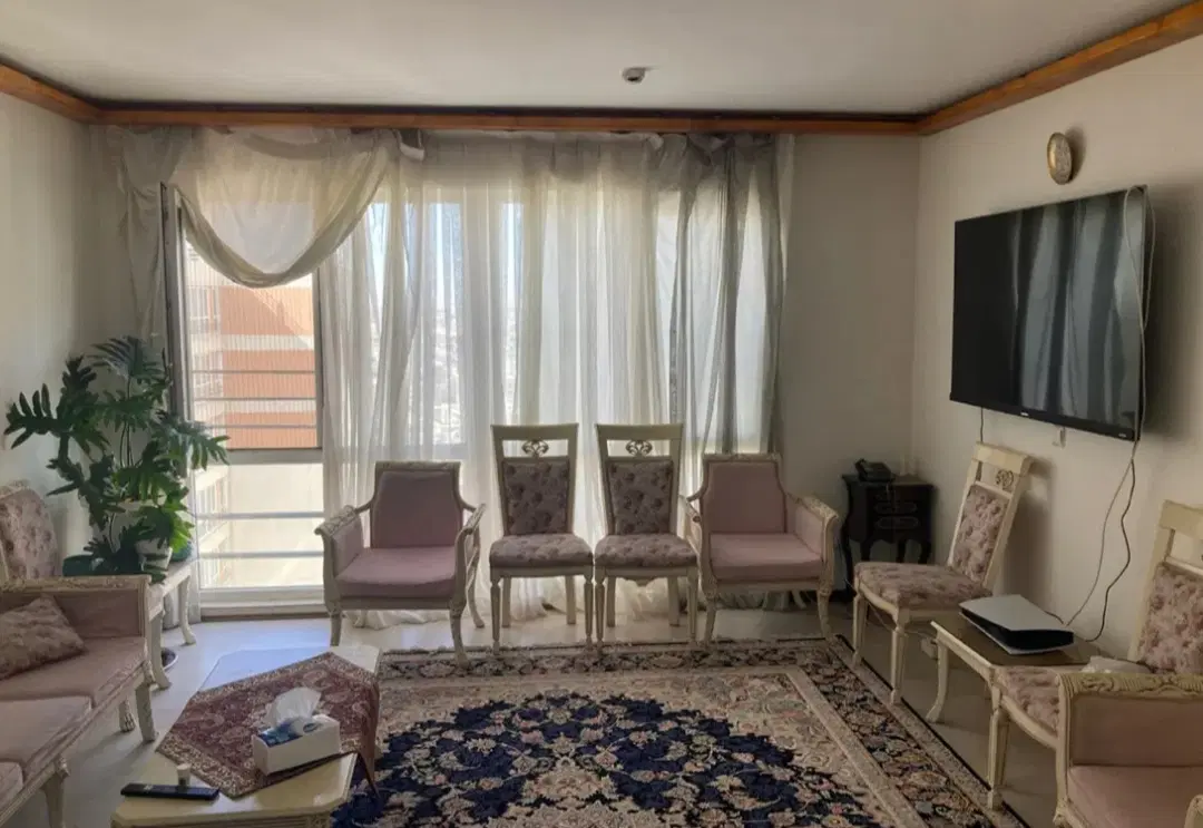 دوخوابه هفتادو یک متر بوستان معلم & ایــوانـکـ