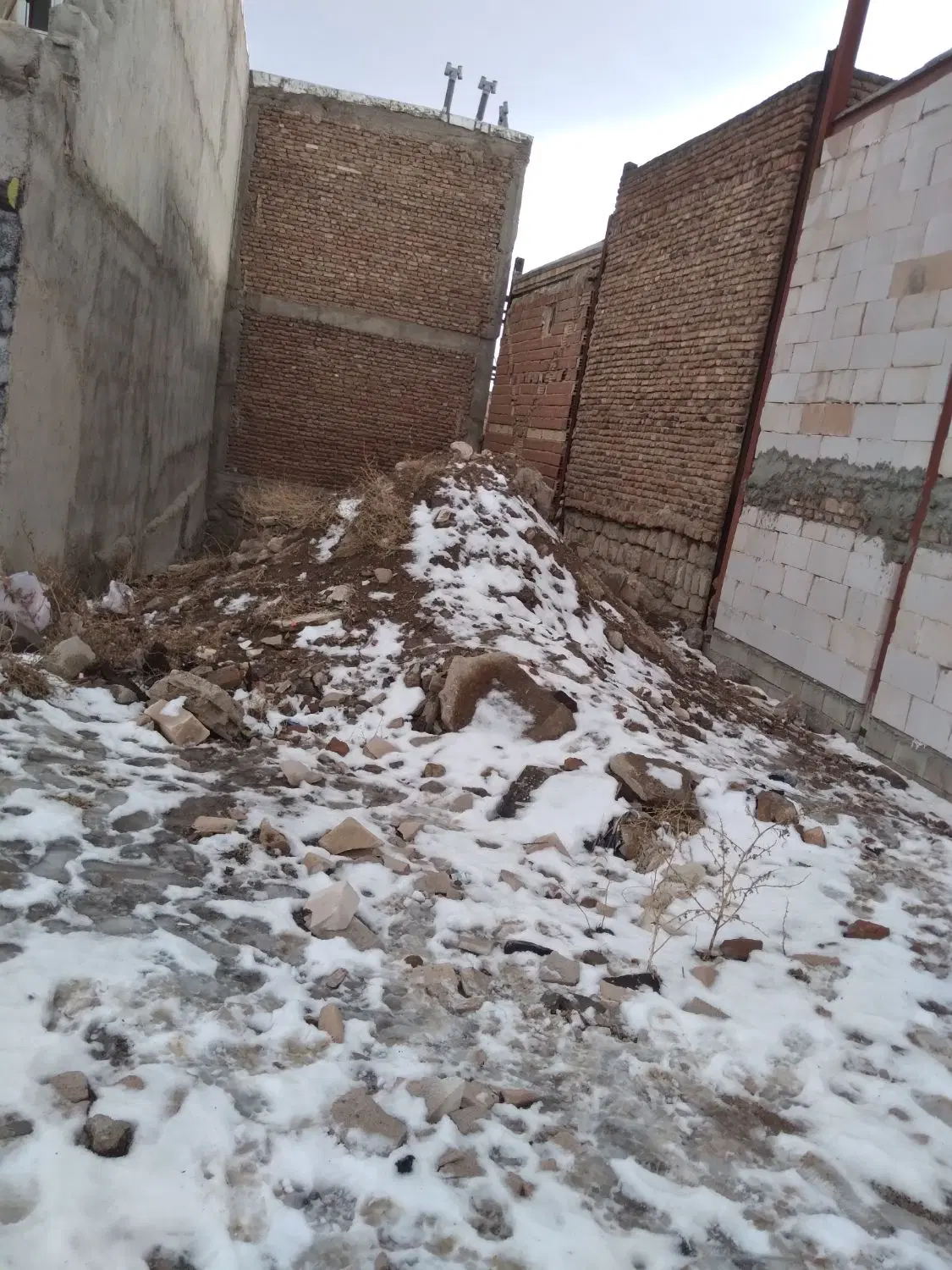 زمین ۸۰متری درایران آباد