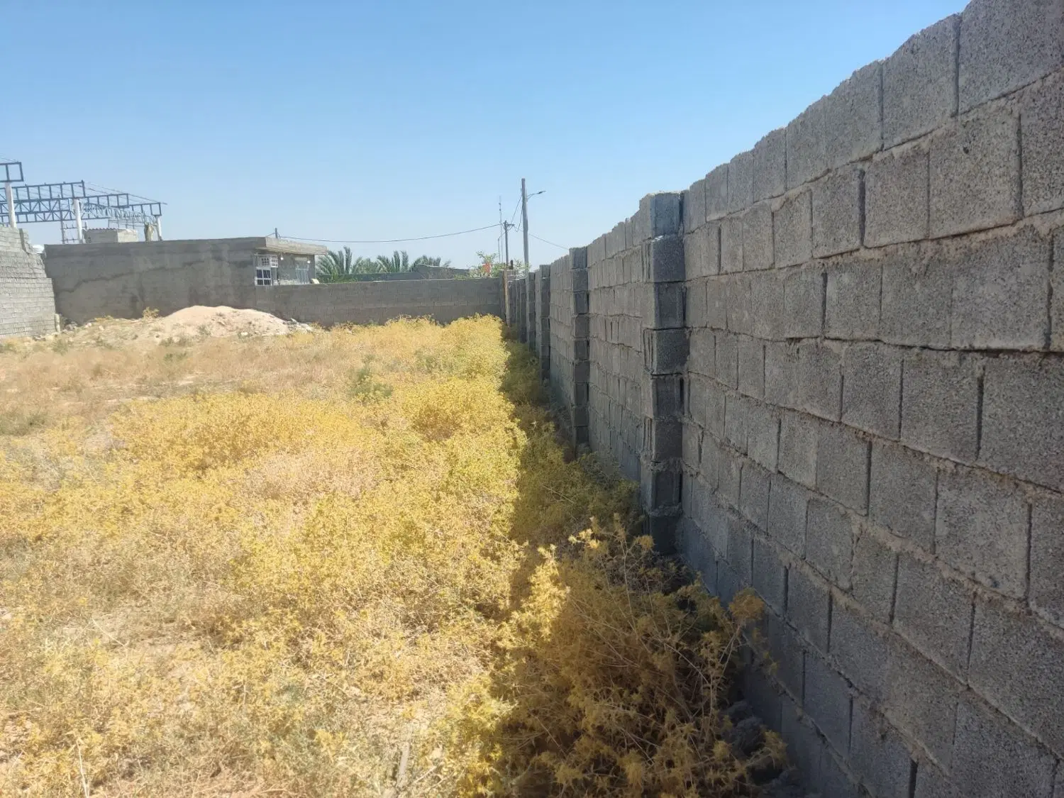 زمین مسکونی