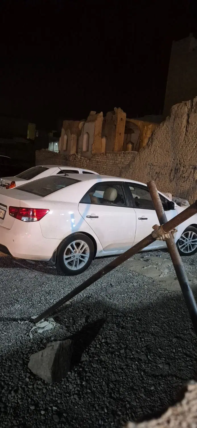 فروش خانه کلنگی ۲۹۳ متری