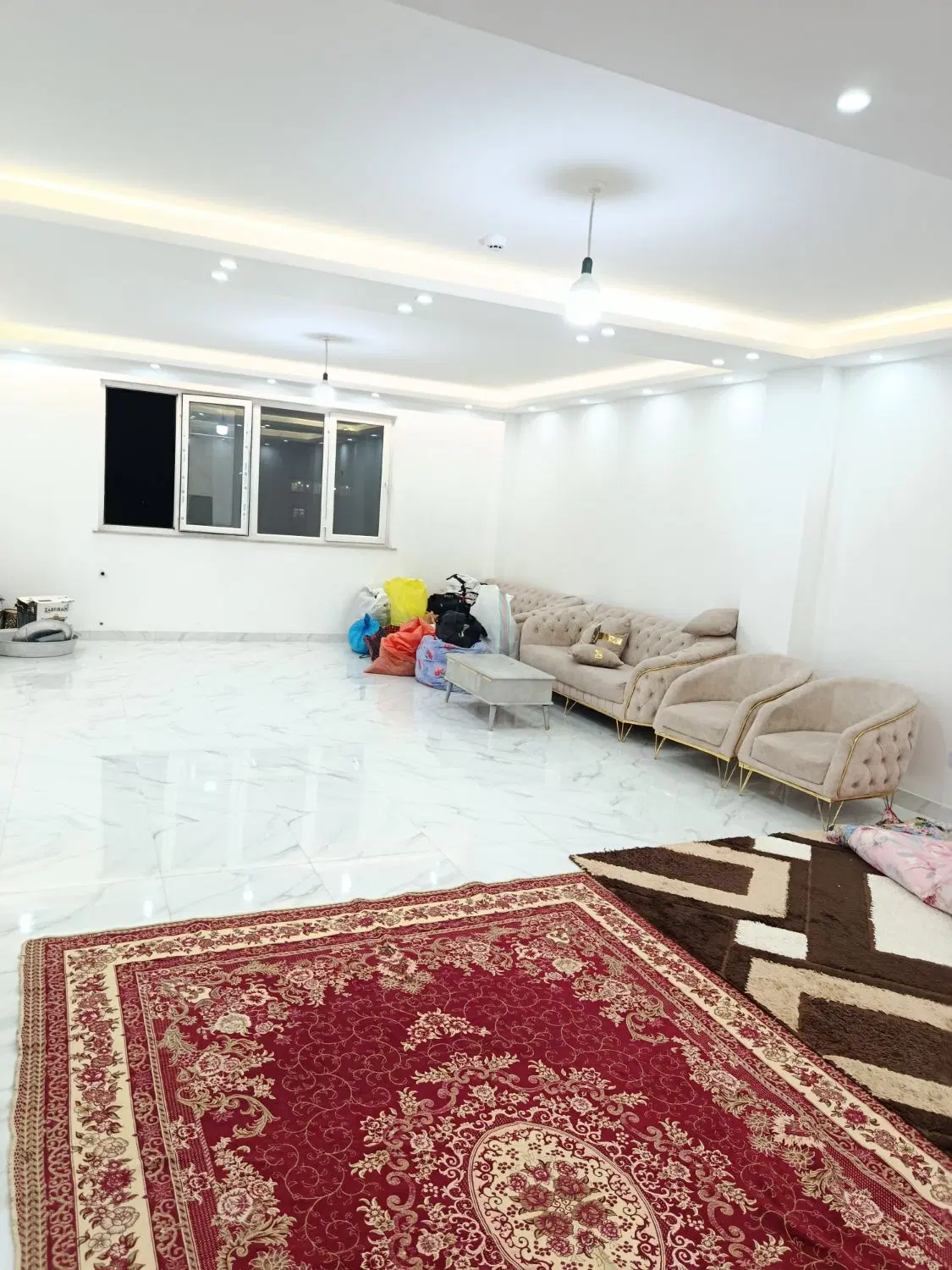 آپارتمان ۱۷۰ متری با بهار خواب