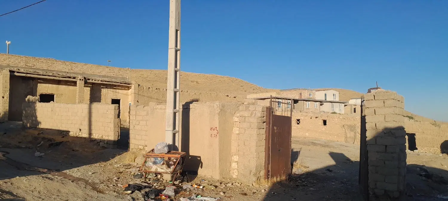 فروش یک باب زمین مسکونی واقع در روستای بیانلو