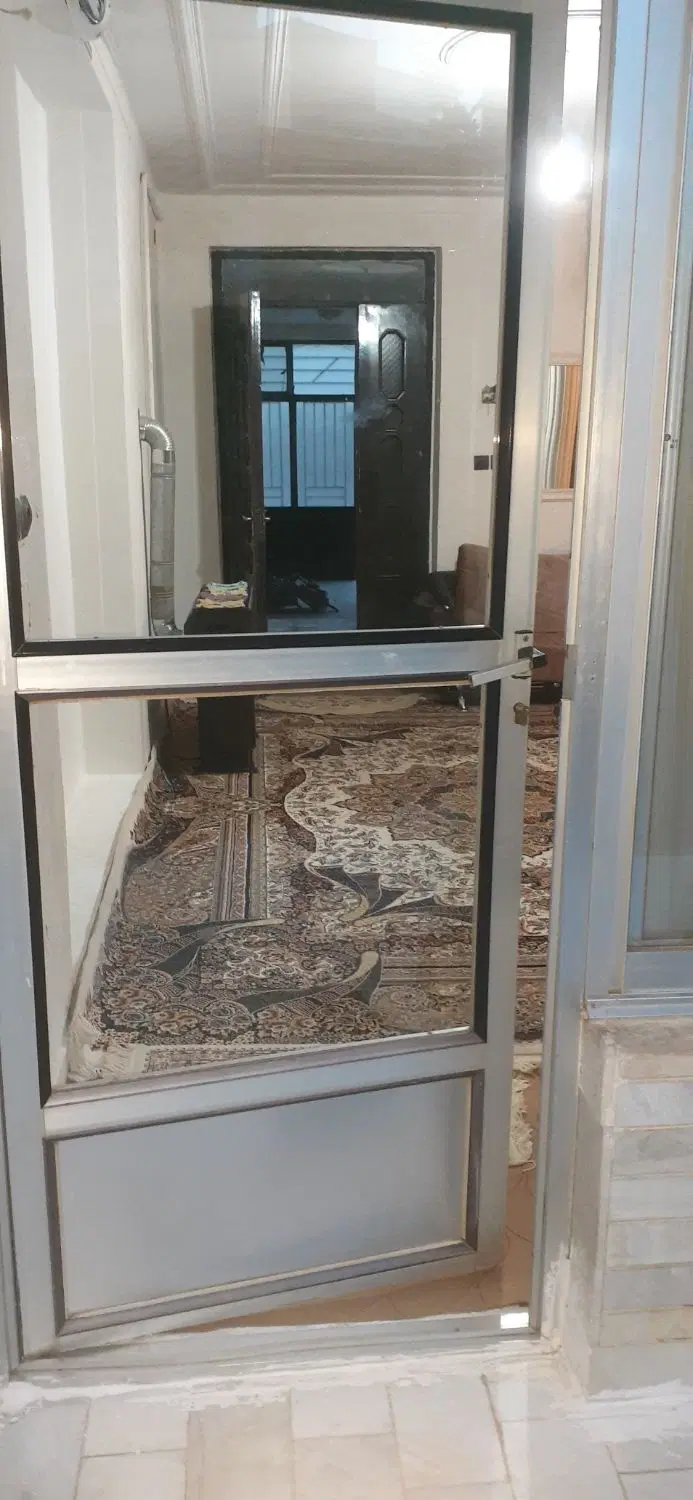 فروش ویلایی واقع در خیابان سعدی جنب خ معلم