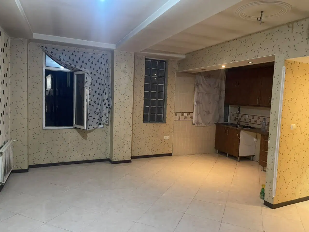 ۶۲ متر ناصر سالم ،  سرمایه گذاری