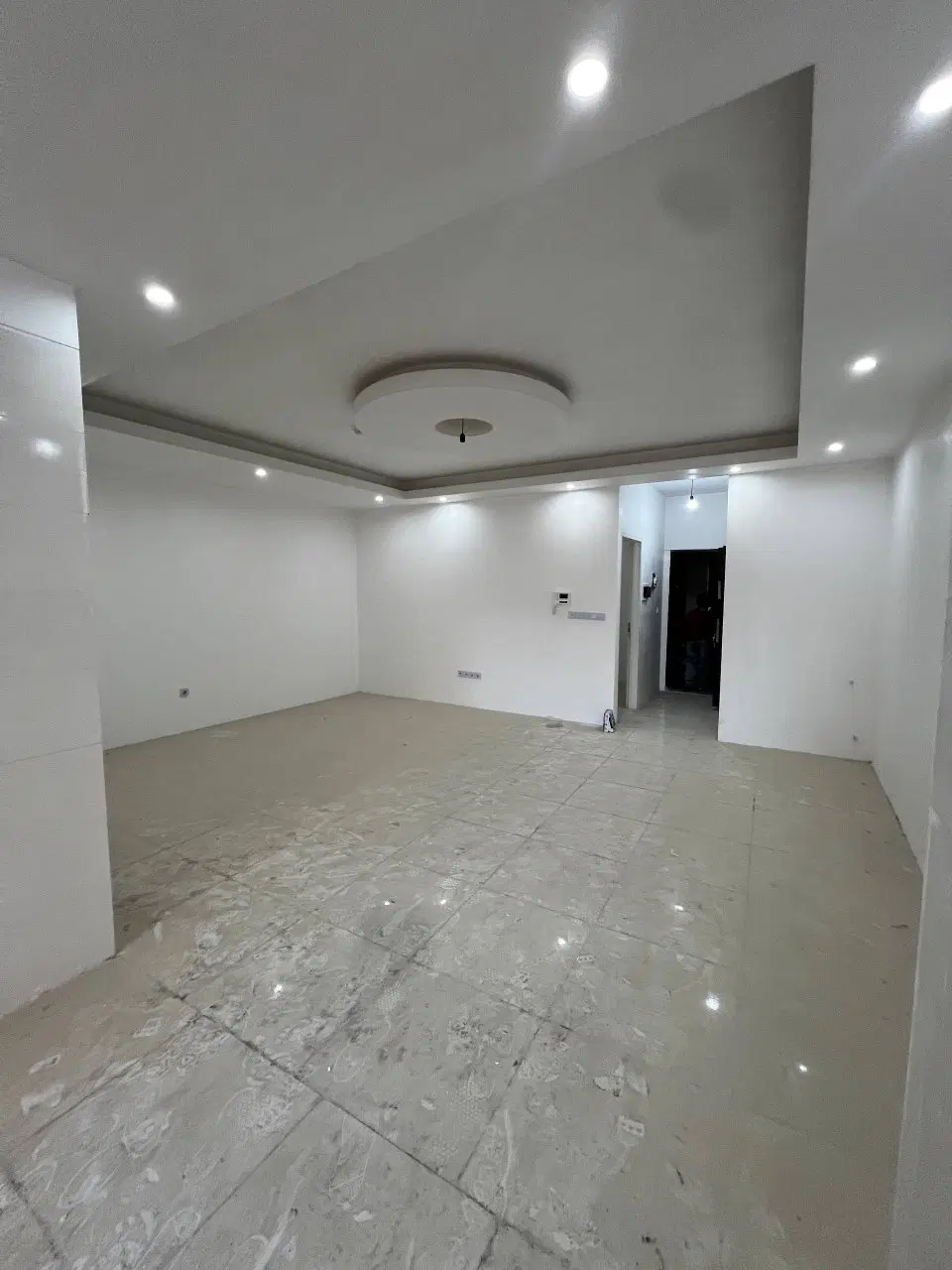 انبیا ایران زمین ۱۰۰ متر نوساز