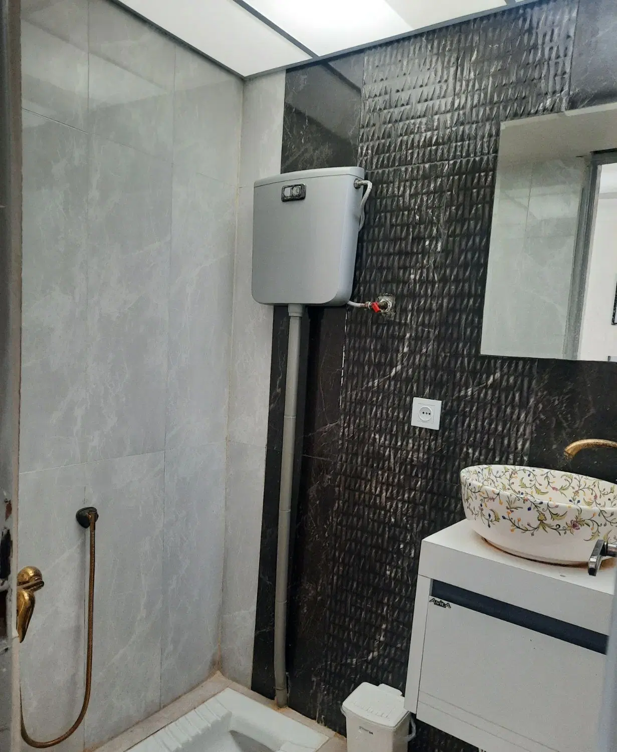 اپارتمان ۶۵متری سنددارشاخه