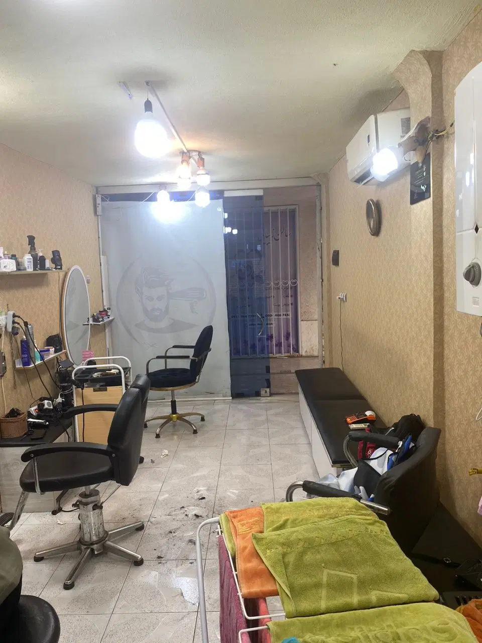 مغازه ۱۸ متری با سندمالکیت مرکز شهر