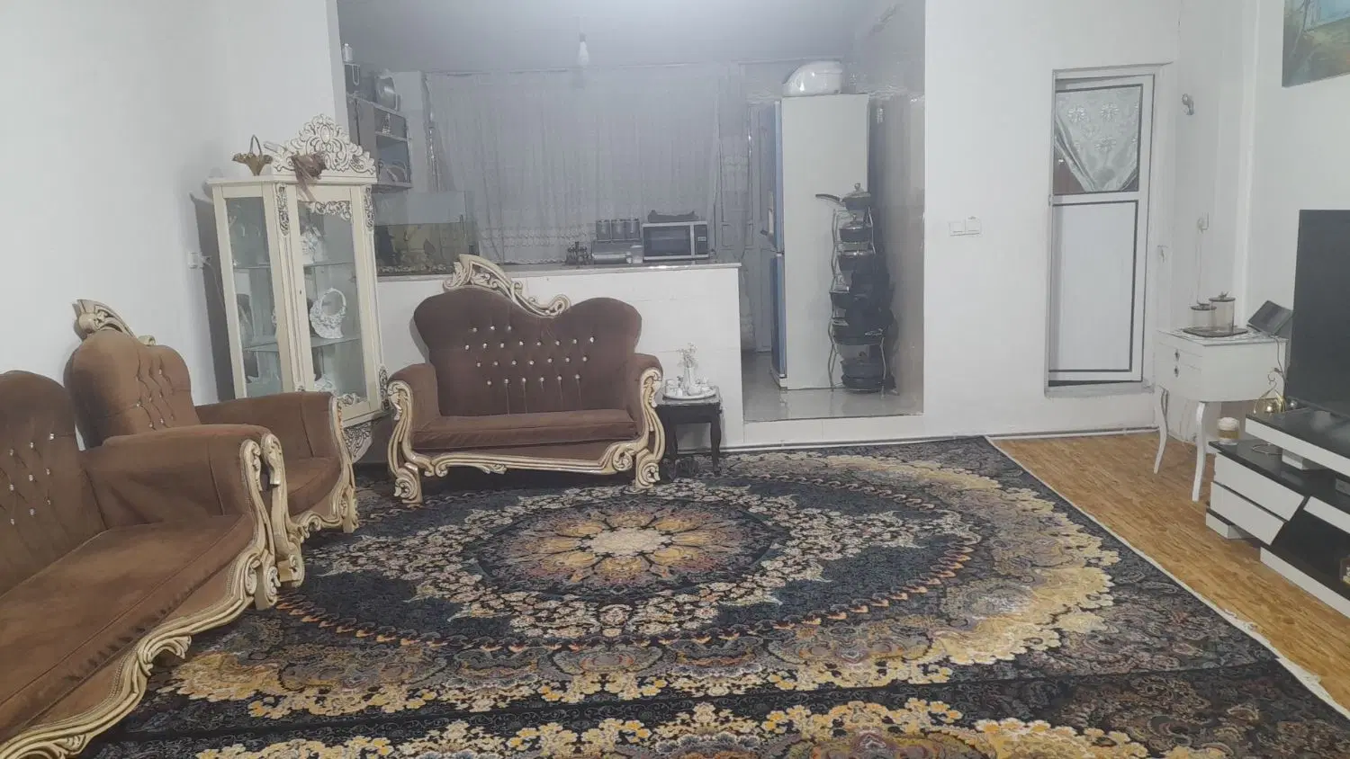 آپارتمان ۱۱۰ متری