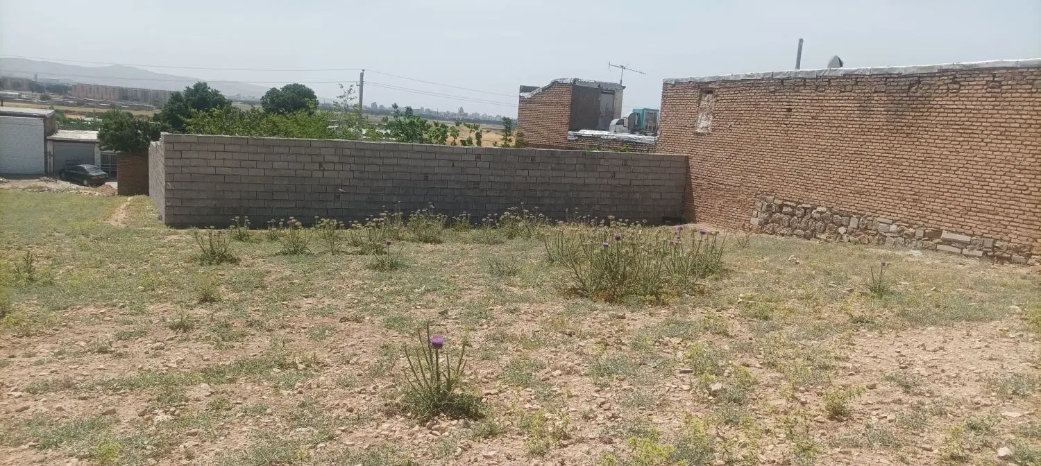 زمین مسکونی