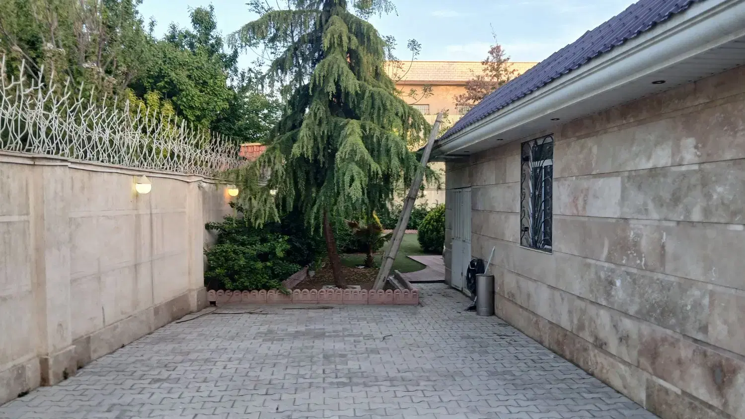 ویلا باغ قابل تهاتر