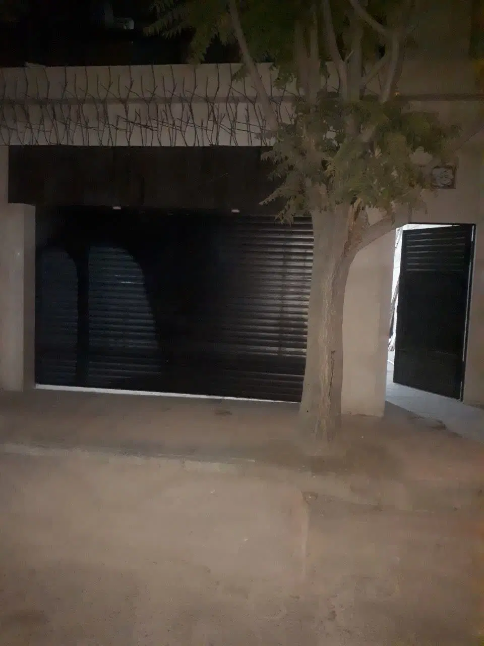 آپارتمان ۱۸۰ متری ۳خوابه