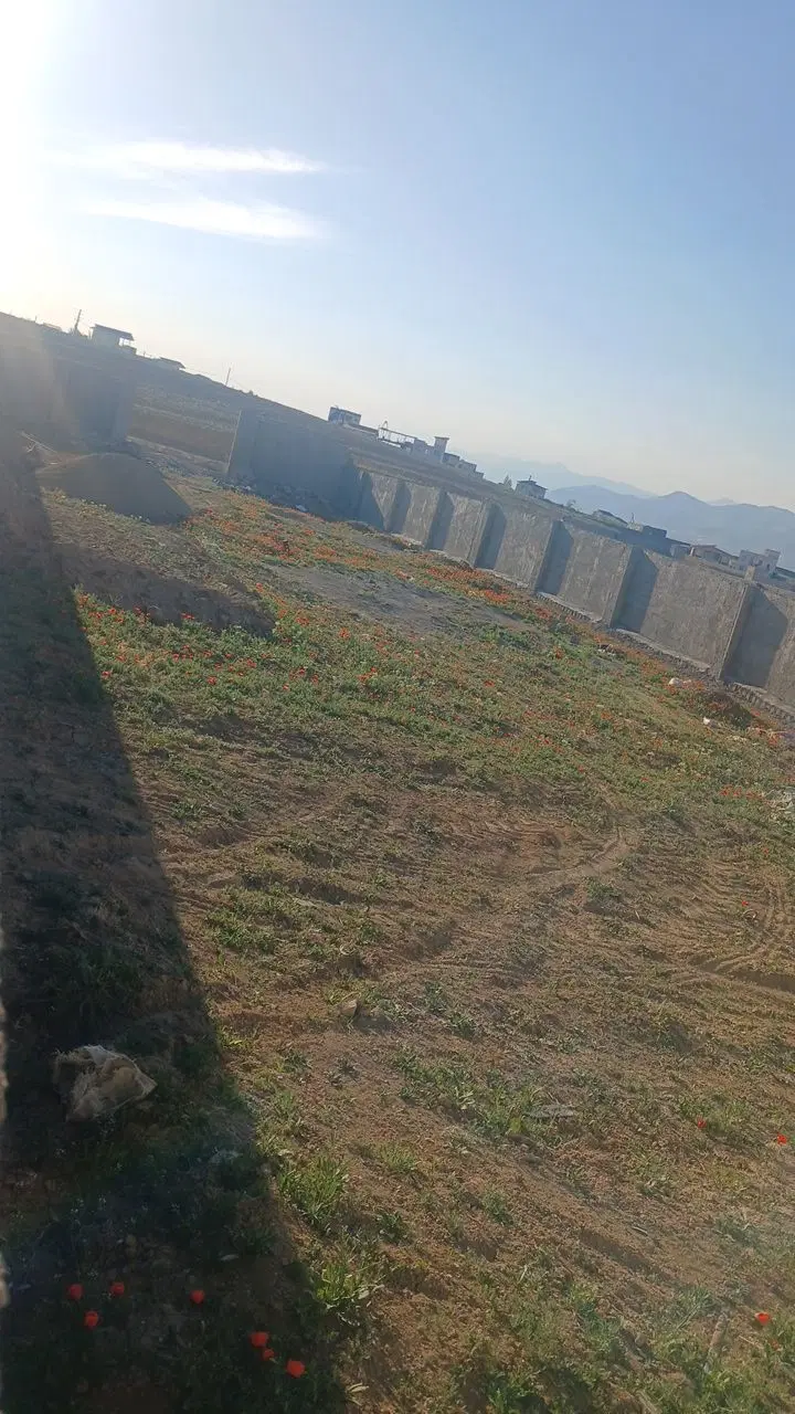 زمین دماوند هاشمک
