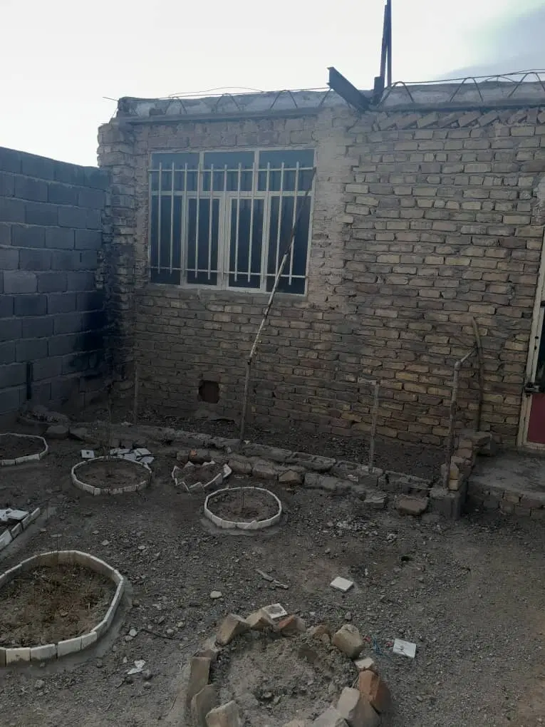 ساختمان نیمه کاره