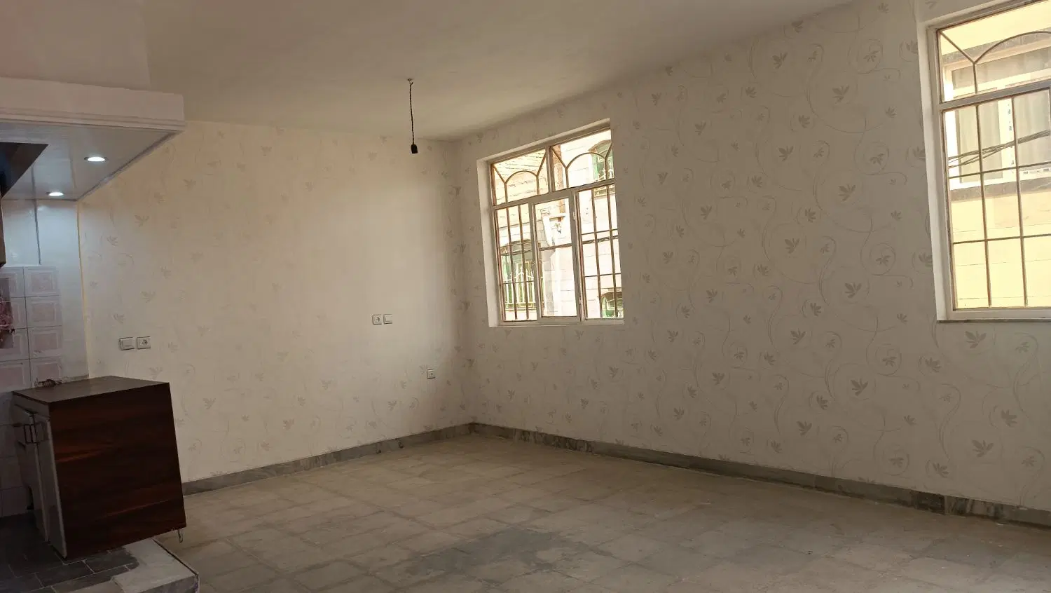 آپارتمان ۵۵ متری تخلیه چهار واحدی