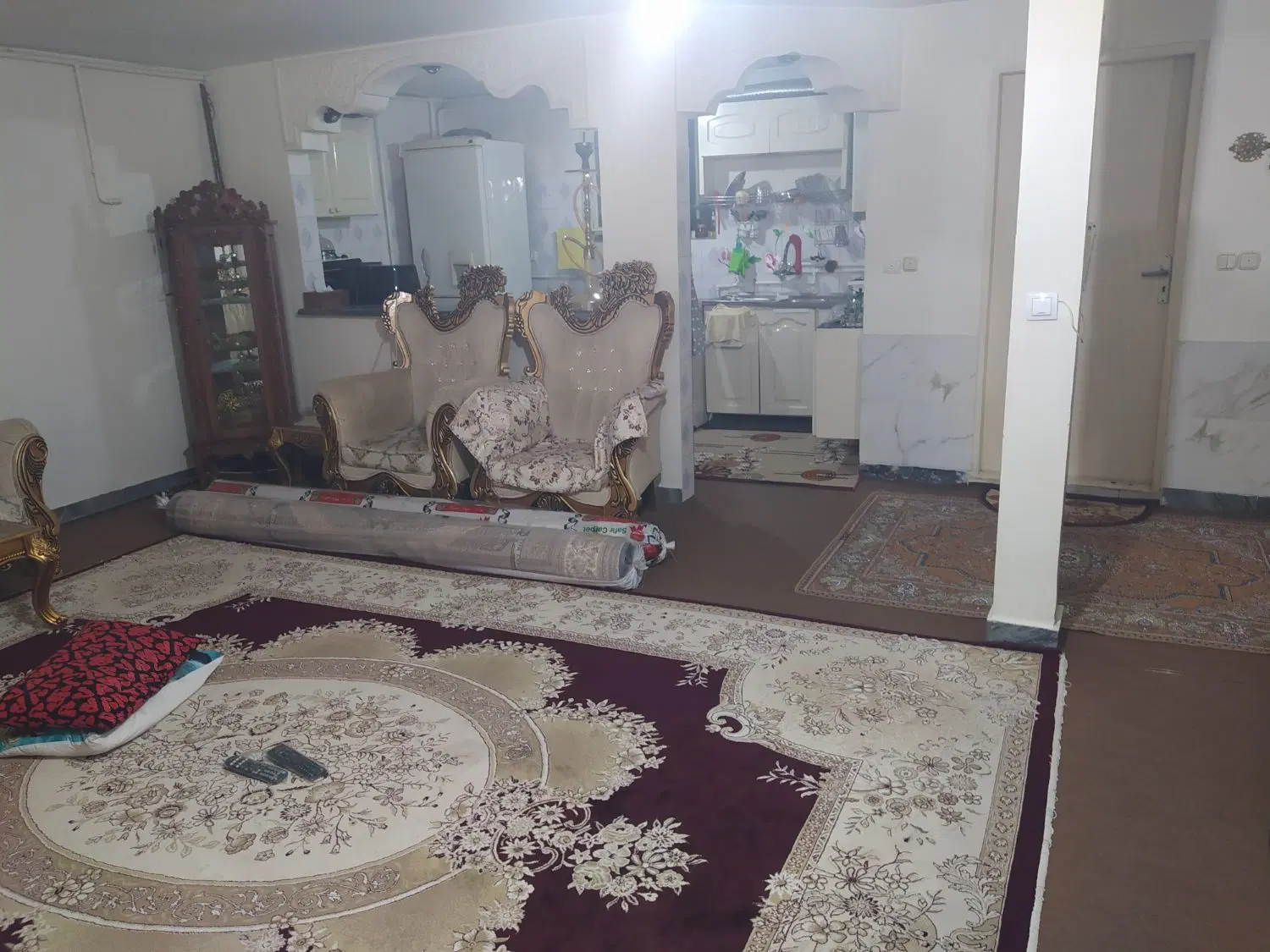 همکف حیاط دار