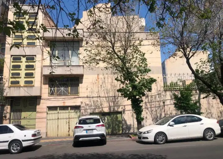 زمین ۶۰۰ متری با سند تجاری در آبرسان تبریز