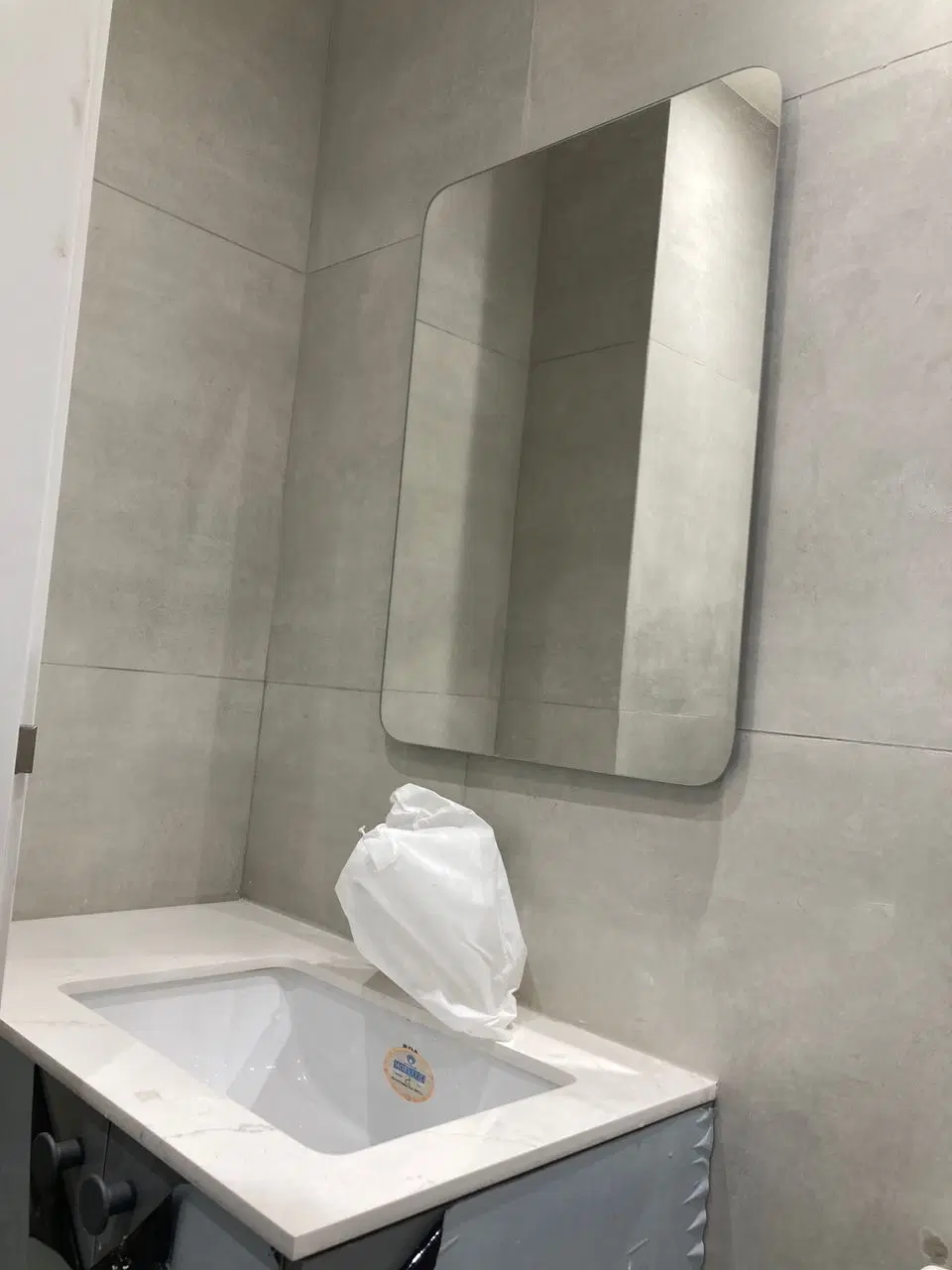 شهرک غرب_۹۵ متر_دو خواب_خوش نقشه_دسترسی خوب