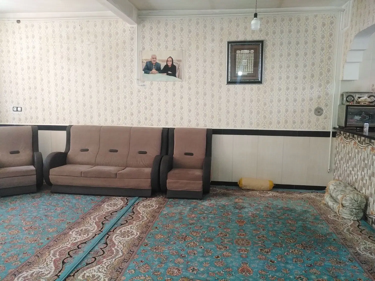 خانه ویلایی ۱۸۰ متری حکمت اباد