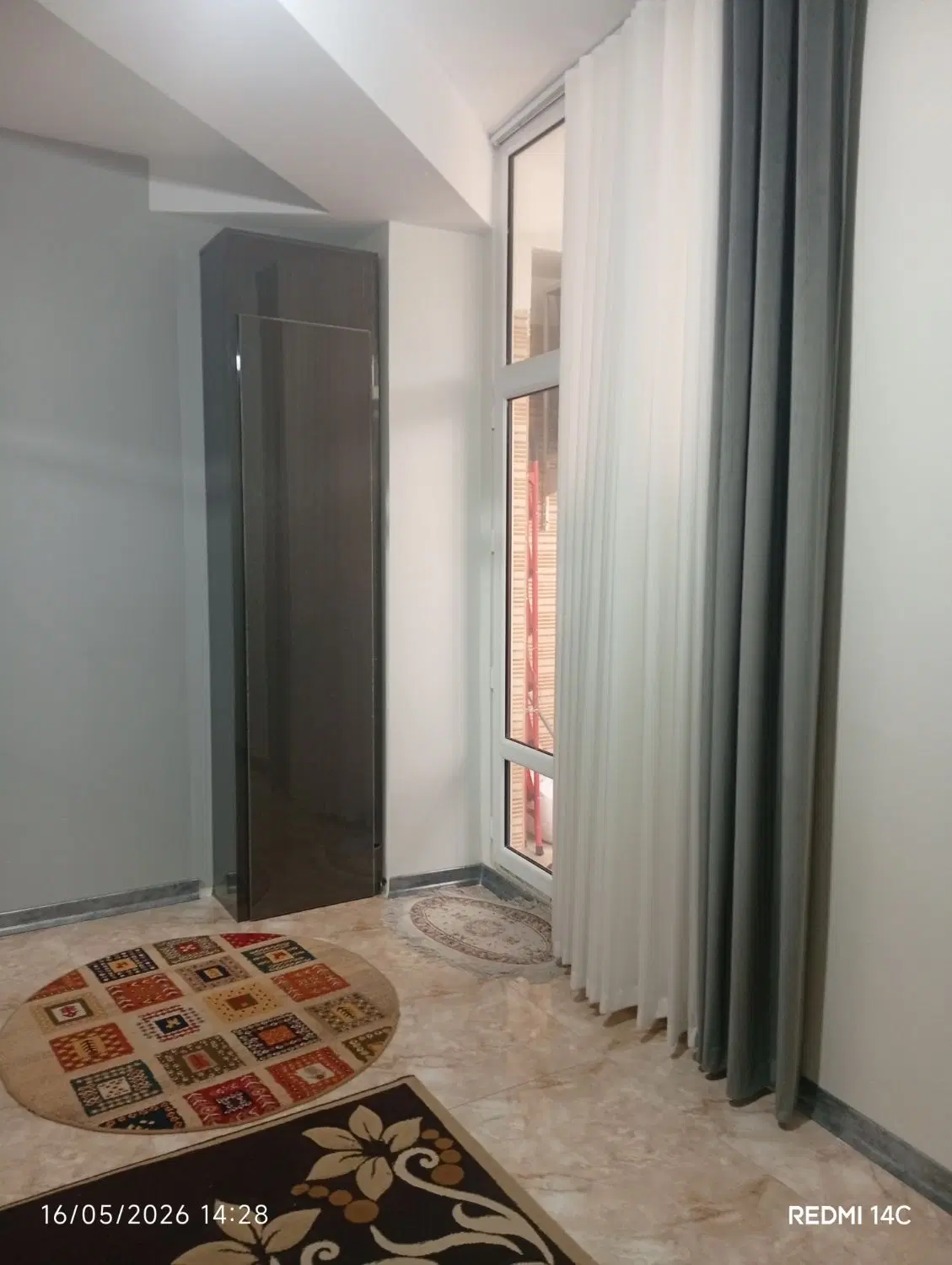 فروش یک واحد اپارتمان