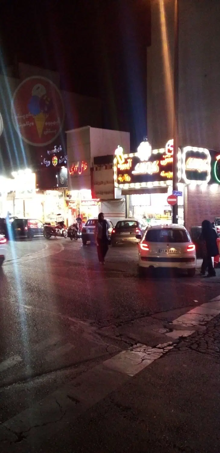 مغازه بر میدون بهشت نازی اباد