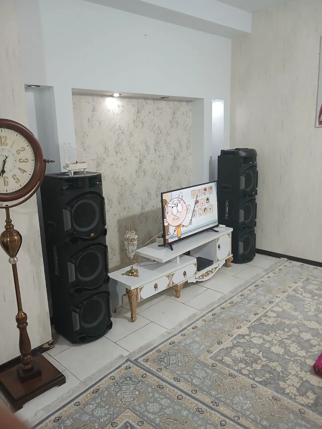 واحد فروشی در همایون ویلا