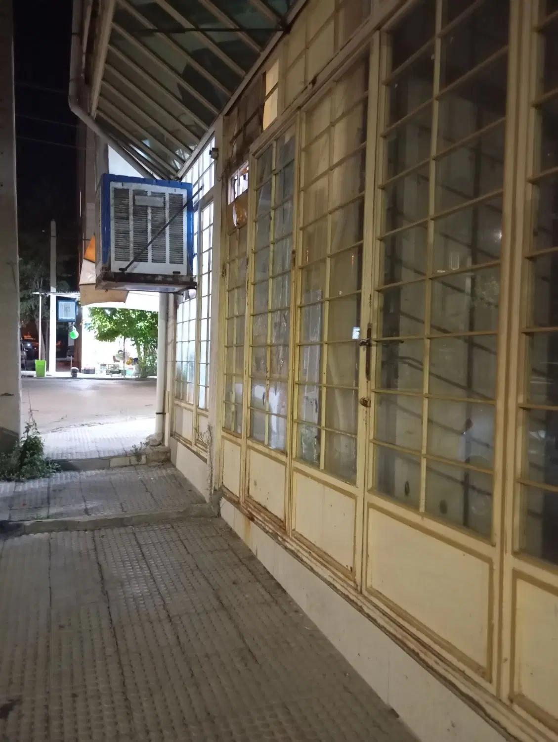 اجاره یک باب مغازه