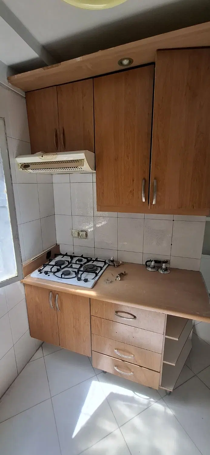 62متر پارکینگ دار مدنی مترو