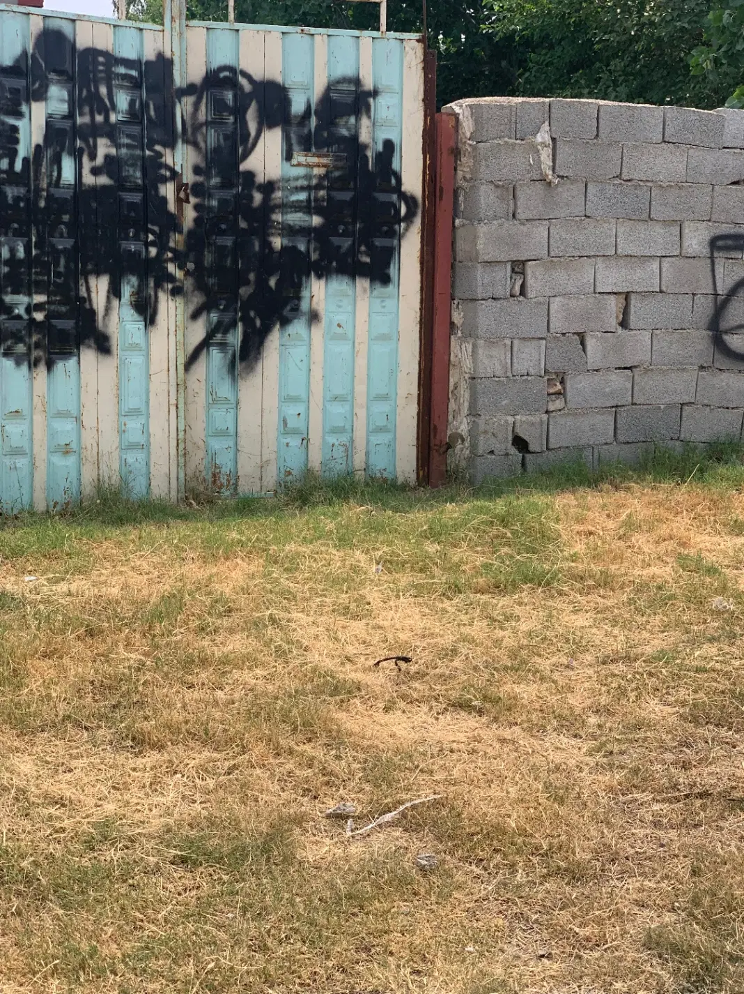 زمین با پروانه ساخت تجاری مسکونی