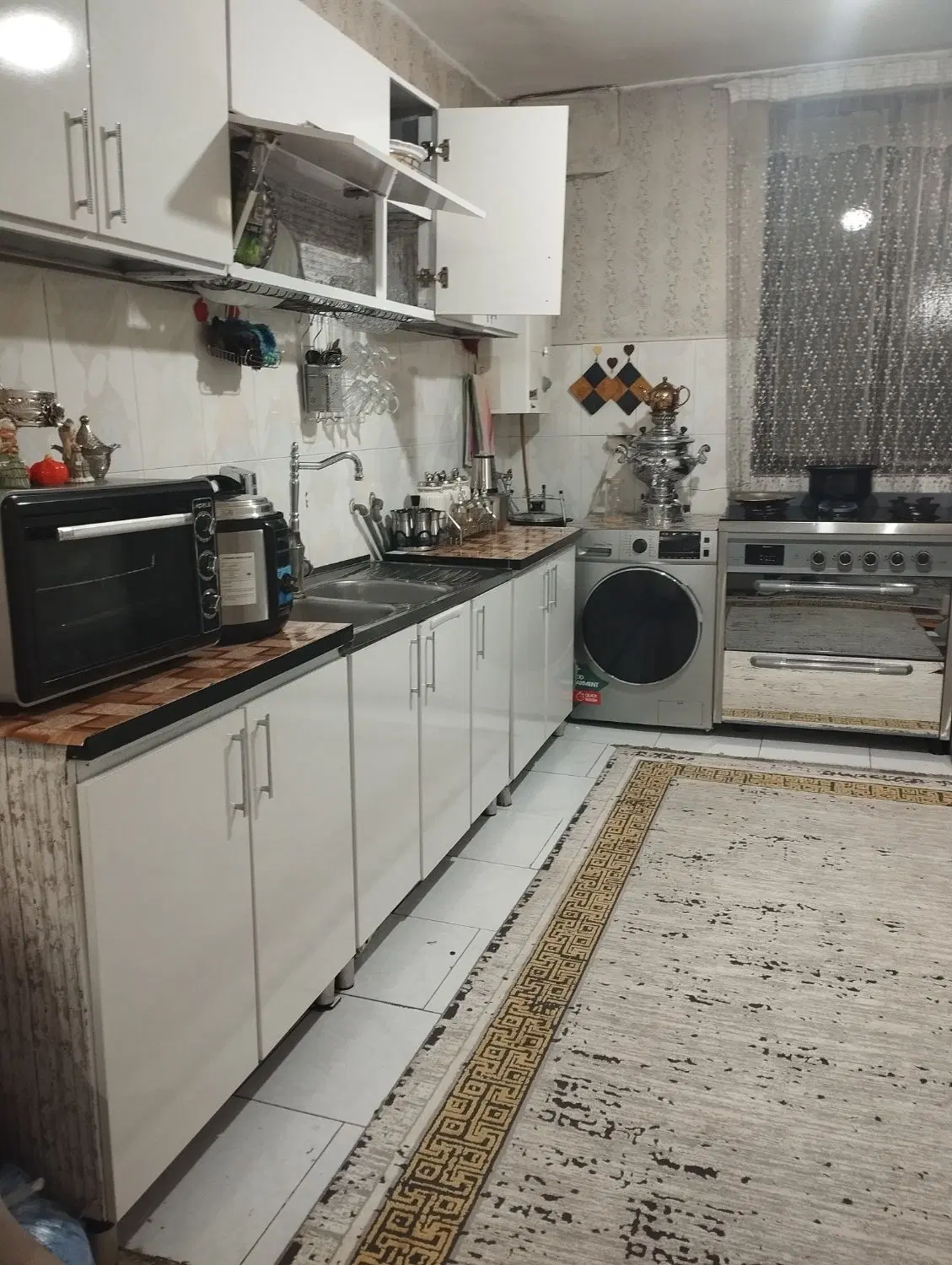 آپارتمان 85 متری تمیز گلستان