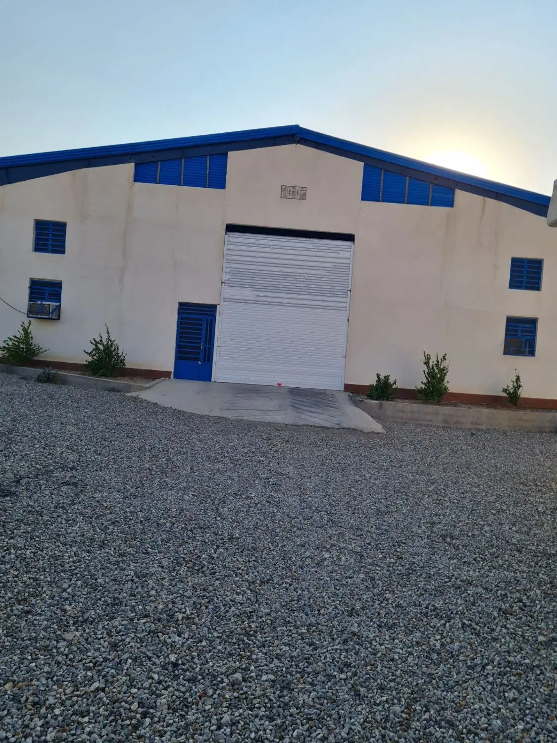سوله ۸۰۰ متری با تمام امکانات