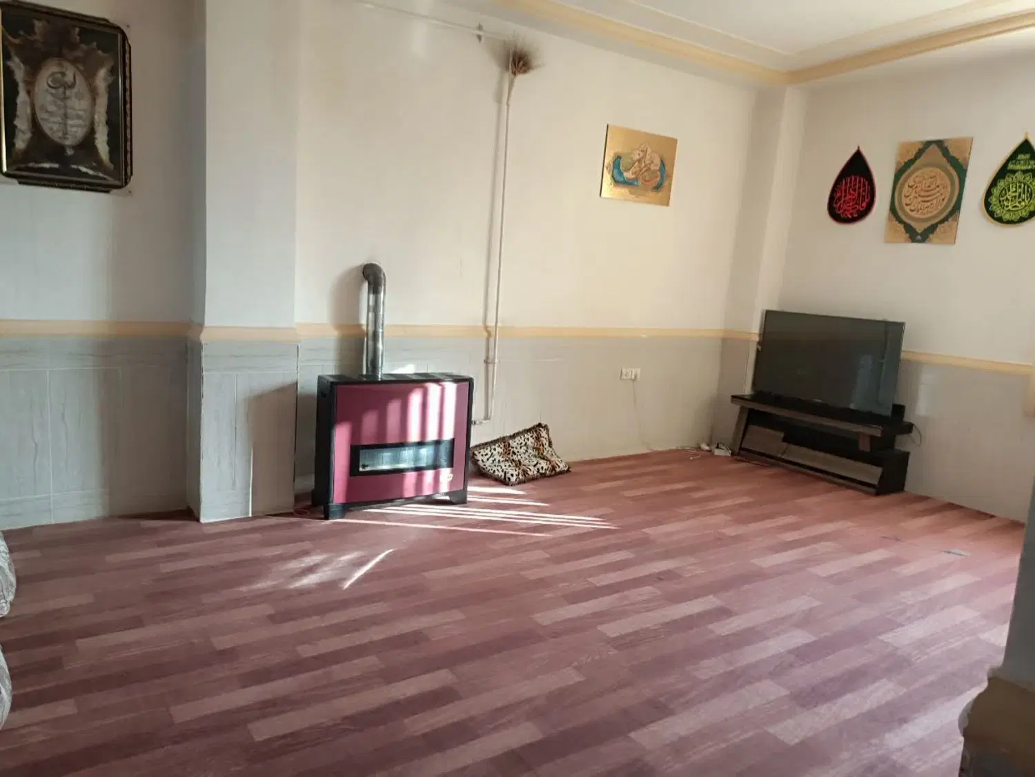 آپارتمان ۷۵ متری زیرتل