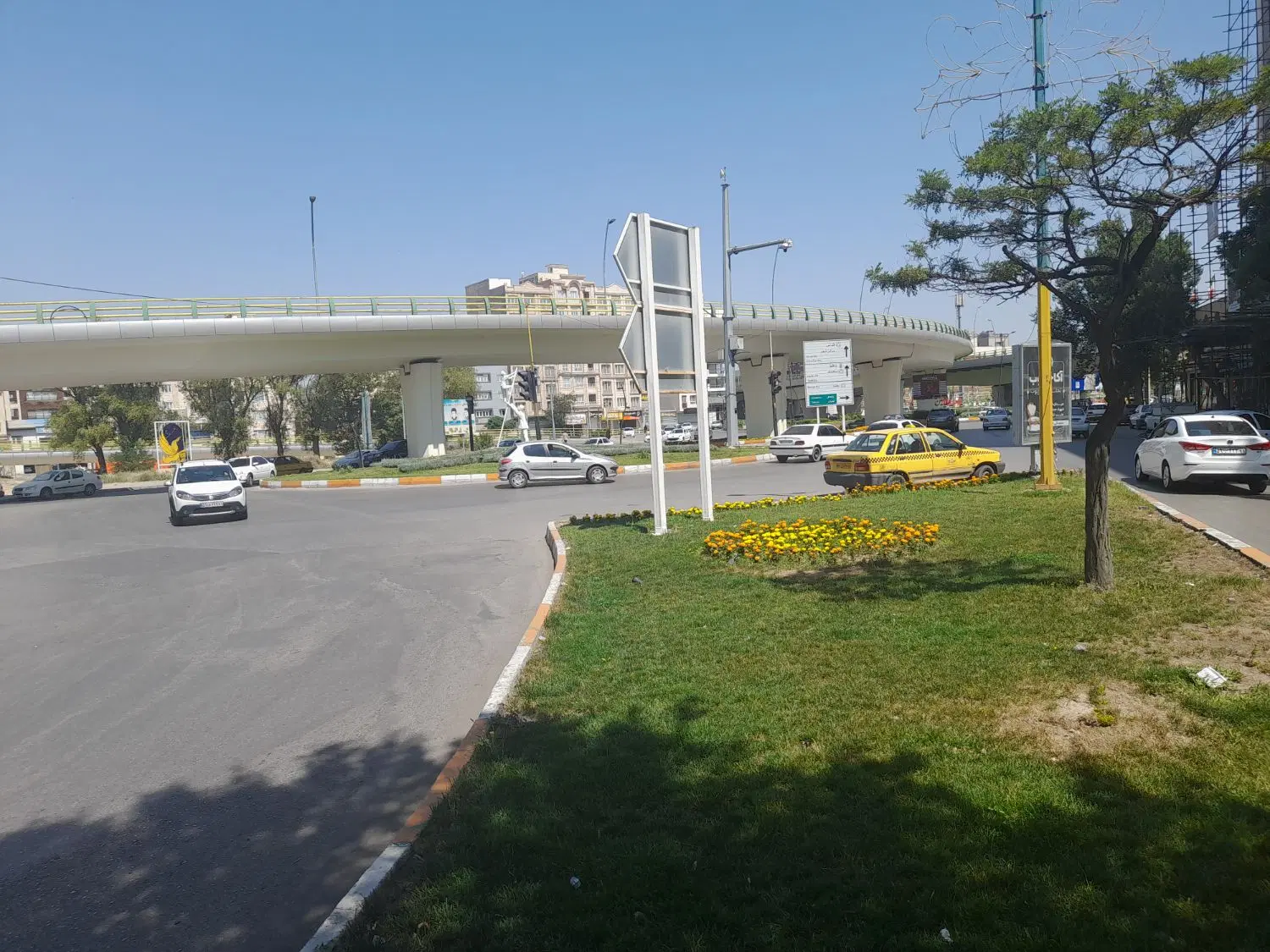 تجاری میدان قدس