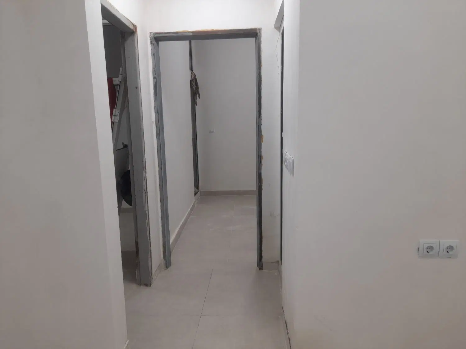 خانه ویلایی ۸۱ متری سنددار