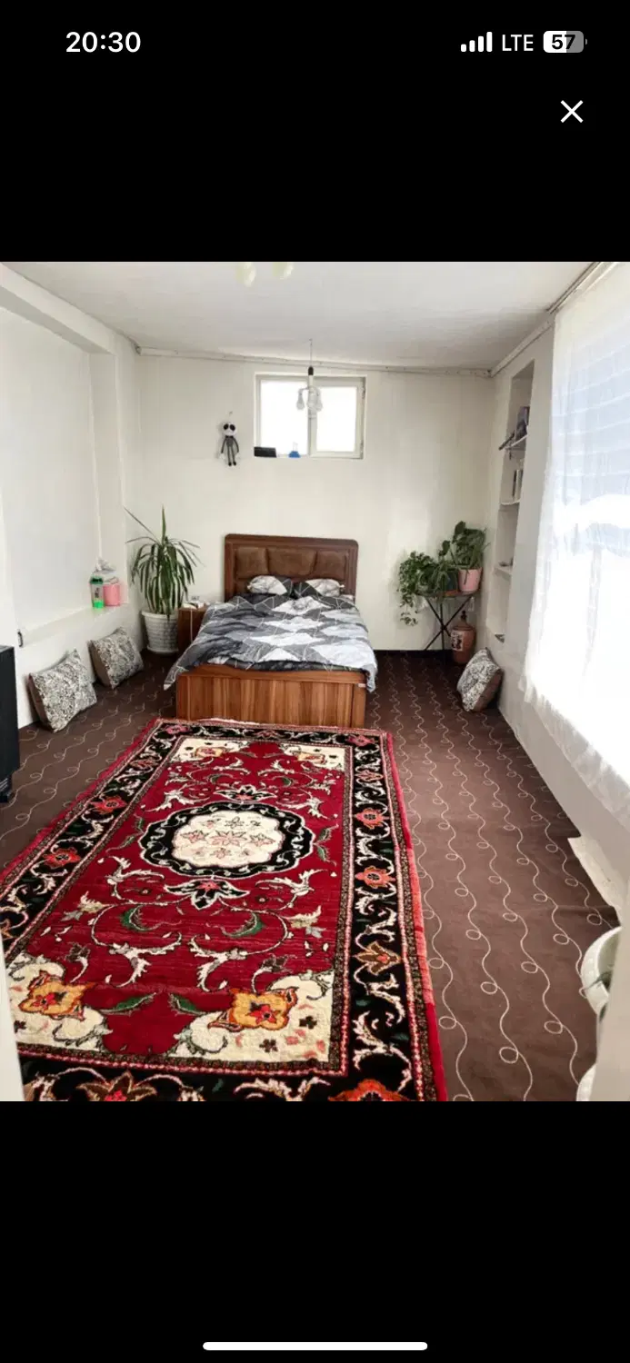 حیاط خانه دار