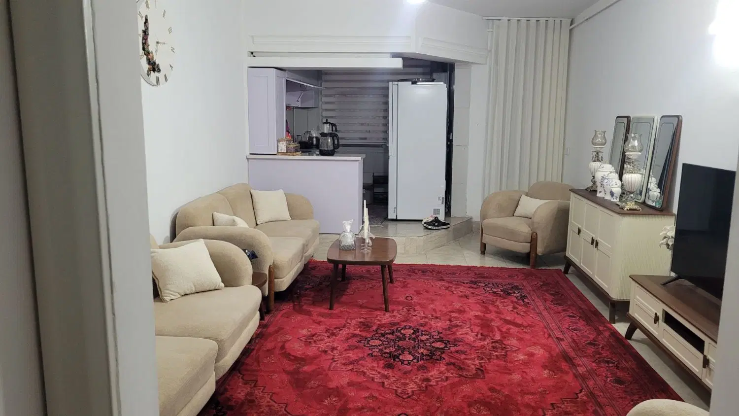 واحد۶۰ متری طبقه اول مالکانه
