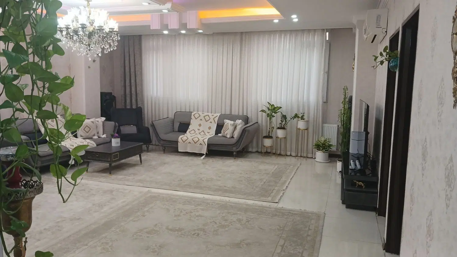 فروش واحد۹۷ میلان زوج