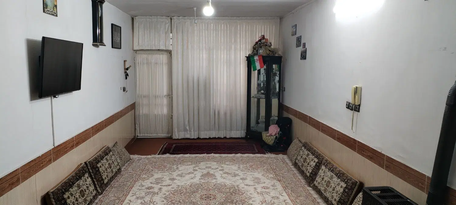 ملک ویلایی ماشین رو 70متری