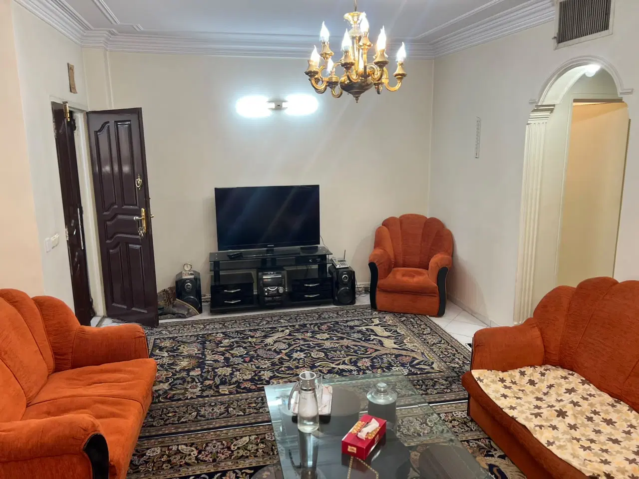 75.5 متر دو خواب پارکینگ تک‌واحدی