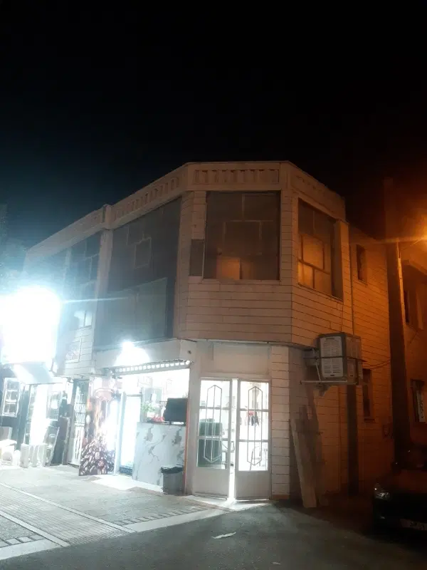 خانه ویلایی چهارراه زندان بربلوار رحمت