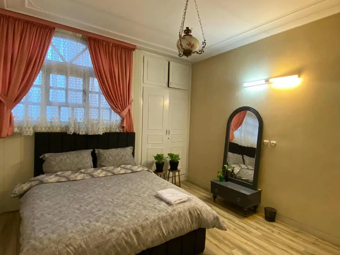واحد تک خواب و دو خواب سوپر لوکس خیابان فردوسی