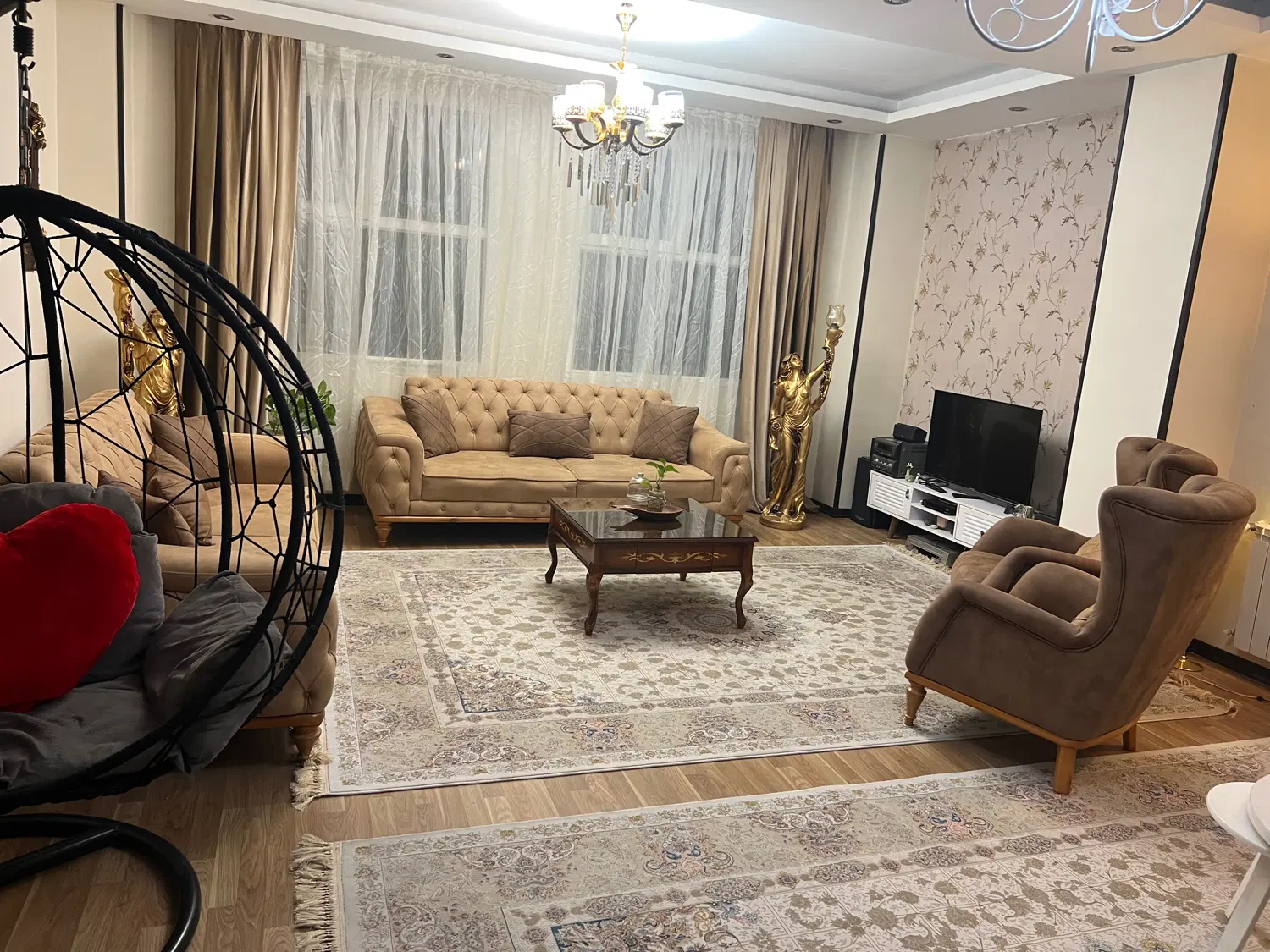 اپارتمان ۱۲۷ متری