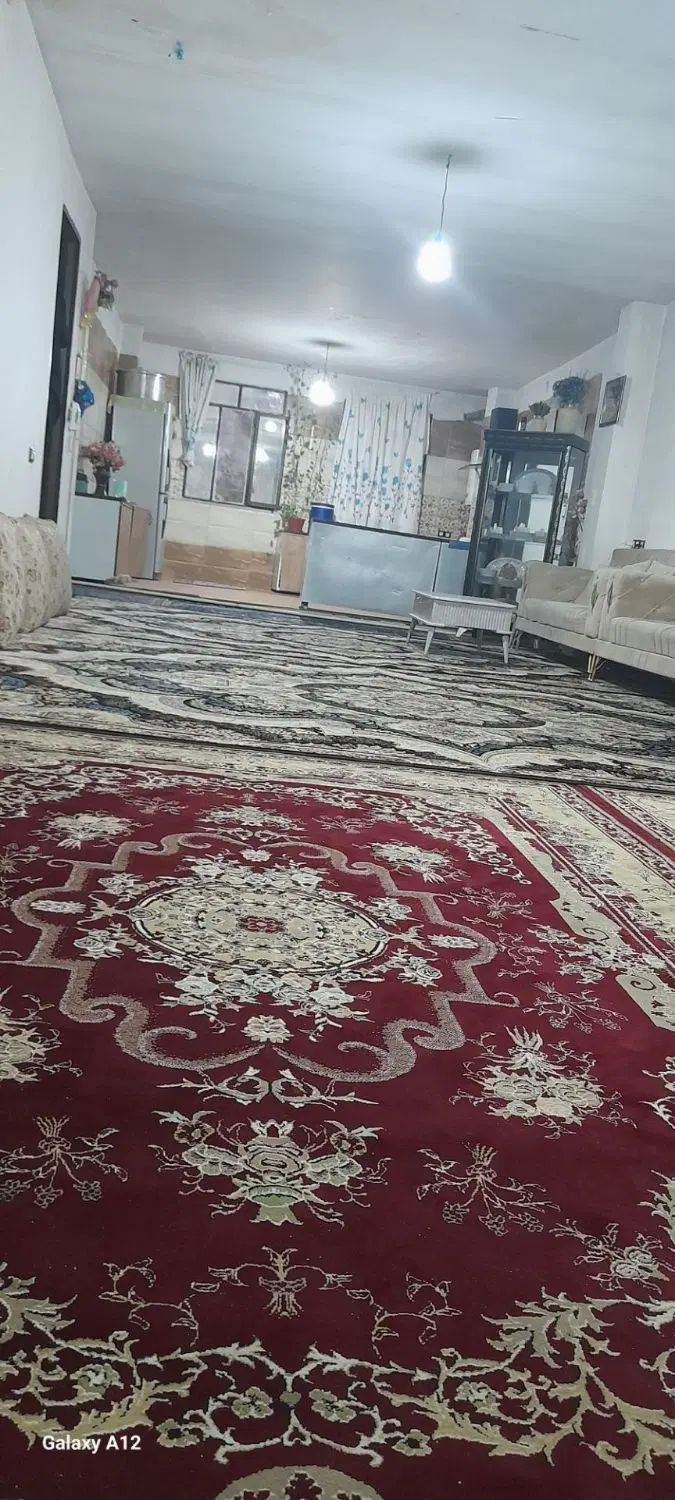 یک واحد آپارتمان در آدران قابل تهاتر و فروش