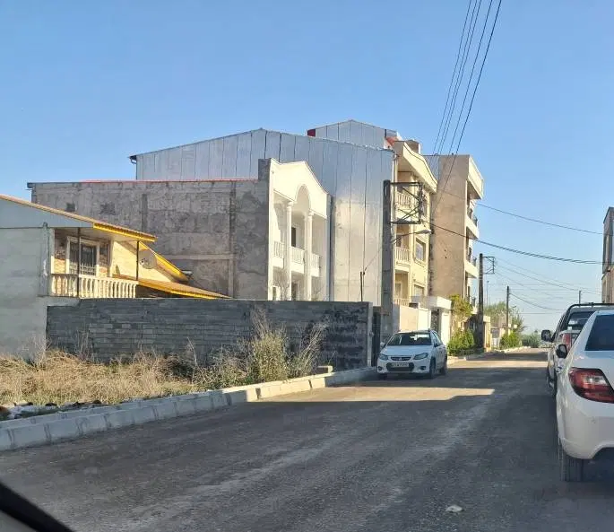 زمین مسکونی نزدیک دریا