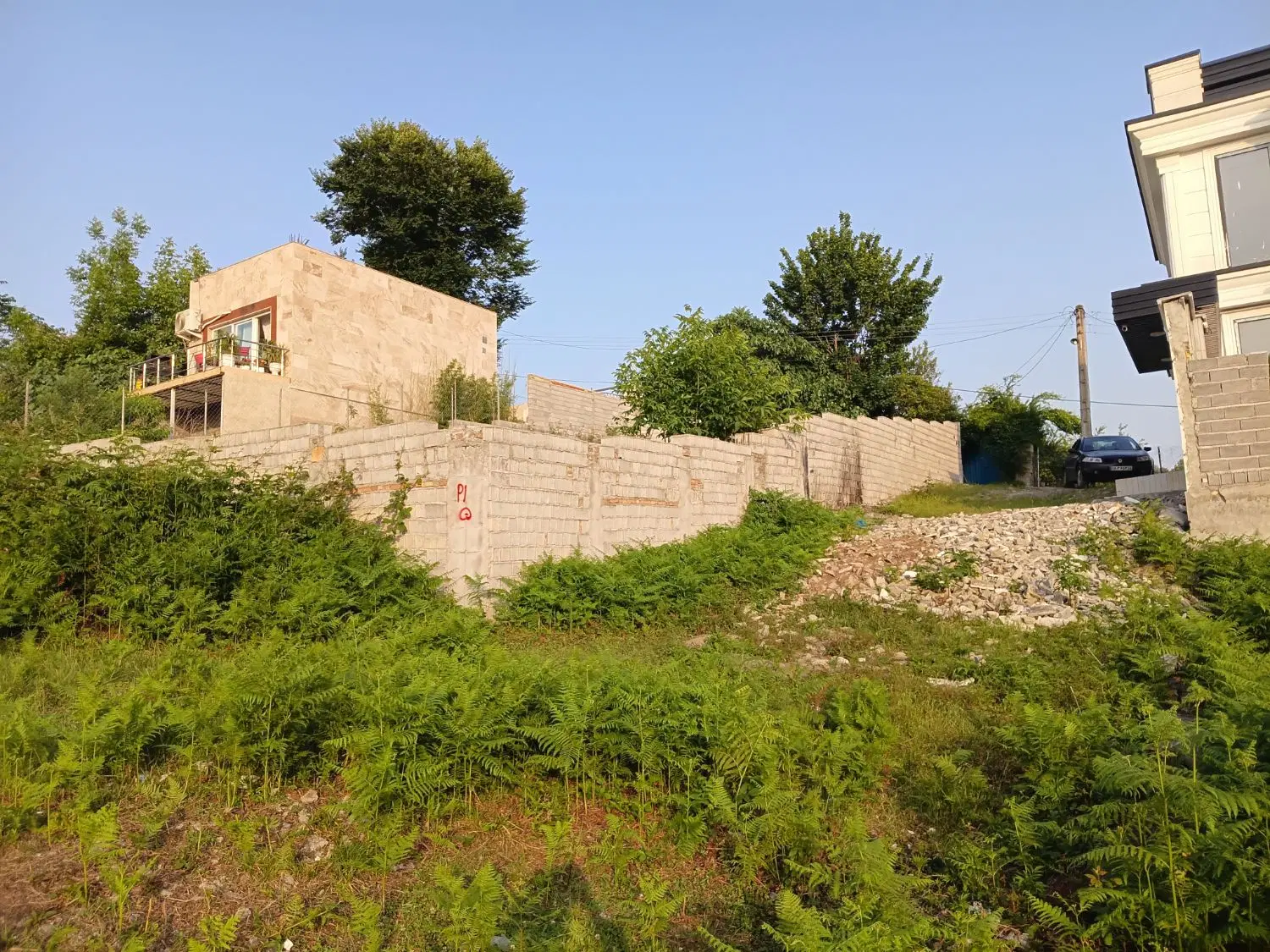 زمین مسکونی