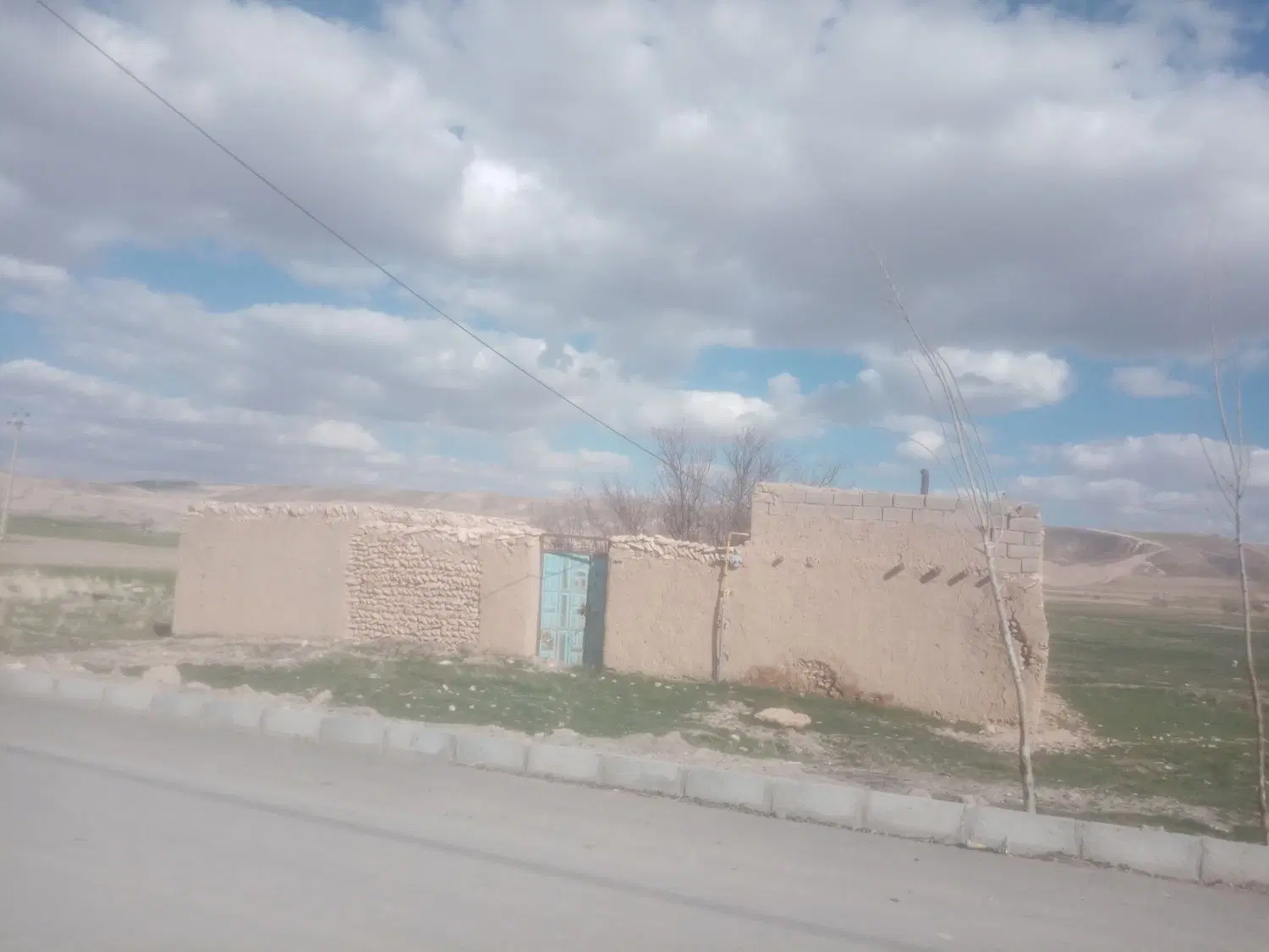 زمین فروشی. در. روستای. تلوار